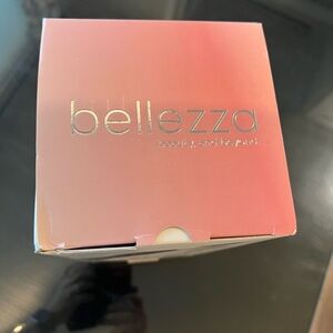 Bellezza 4 in 1 styling brush. New in box